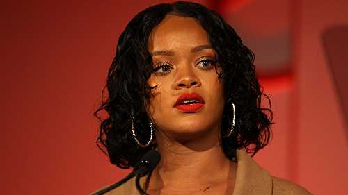 Like, How? This Little Girl Looks So Much Like Rihanna, Even Rihanna Gagged