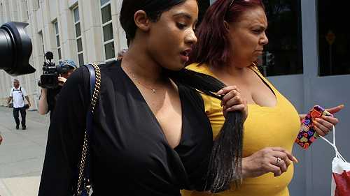 Jocelyn Savage Now Says She’s a Victim of R. Kelly, Selling Story Through Online Subscription Service