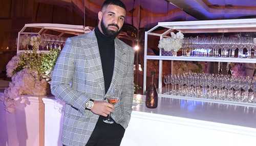 Drake Rides Though The Snowy Streets Of Toronto In His New Visual For “What’s Next” [Video]