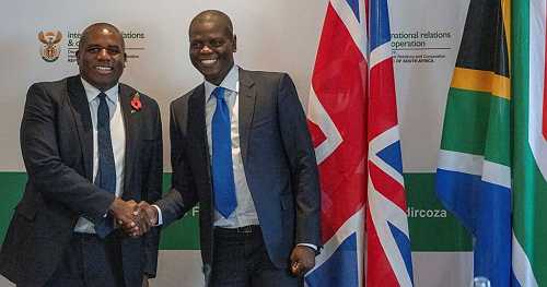 South Africa, UK sign bilateral agreements, agree to bolster trade and defence ties | Africanews South Africa, UK sign bilateral agreements, agree to bolster trade and defence ties | Africanews