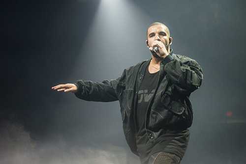 Drake's ranking on 'Billboard's' greatest pop star list incites outrage