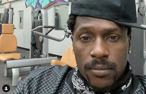 Antonio Brown's viral mockup exposes Kim Kardashian's law school timeline