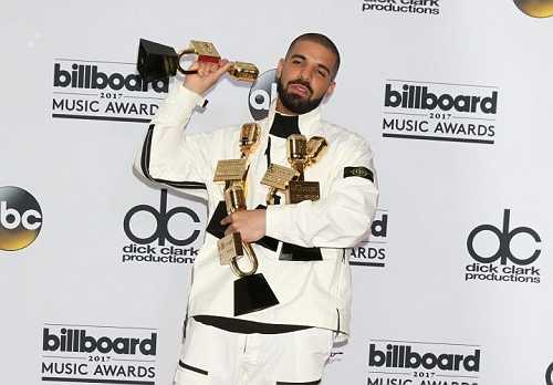 Apple Music Replay and Spotify lists prove Drake is still king