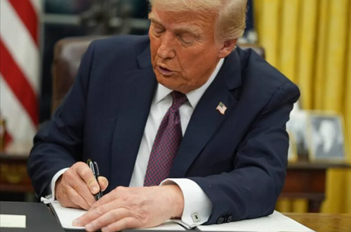 Donald Trump’s First Weeks in Office: Federal Hiring Freeze, DEI Attacks, and Chaos Unleashed.