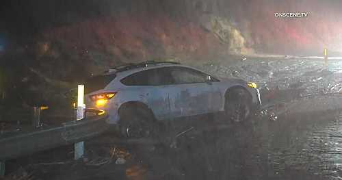 Eye Opener: Powerful storms force thousands to evacuate in Southern California