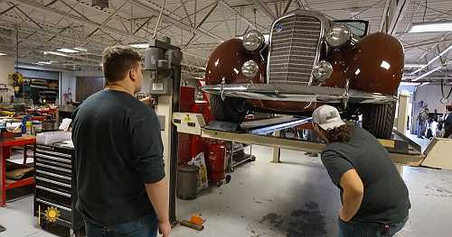 Restoring classic cars in the classroom
