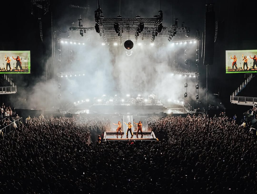 CAUGHT LIVE: Sugababes at The O2 - CelebMix