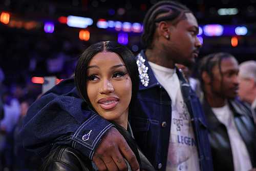 Love & Basketball: Cardi B & Stefon Diggs Steal The Spotlight From The Knicks