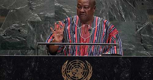 Ghana introduces weekly ‘Fugu Day’ to celebrate and promote traditional clothes | Africanews