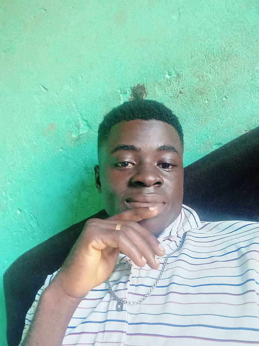 My phone battery lasts longer than most relationships.🥰💕🤩